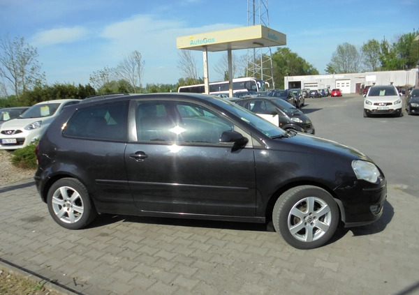Volkswagen Polo cena 14800 przebieg: 189800, rok produkcji 2009 z Sieraków małe 596